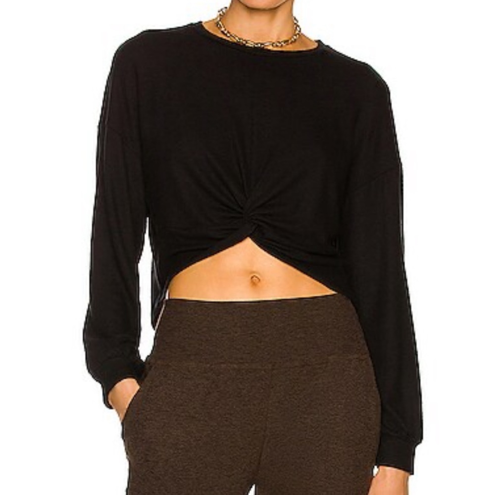 Beyond Yoga Twisted Fate crop top in black XS NWT